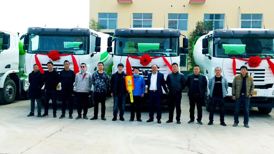 亮相古都！ 新老客戶共提車 這個(gè)組合當(dāng)真要火~