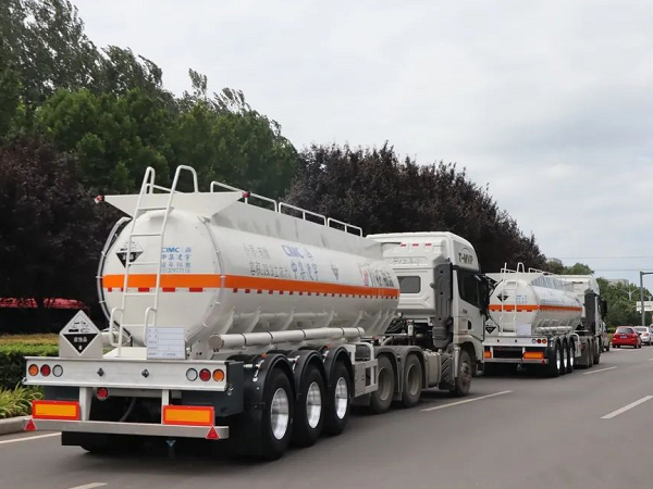 貴州新客戶(hù)一次性下單10臺(tái)車(chē)，凌宇液罐在業(yè)內(nèi)是真香……